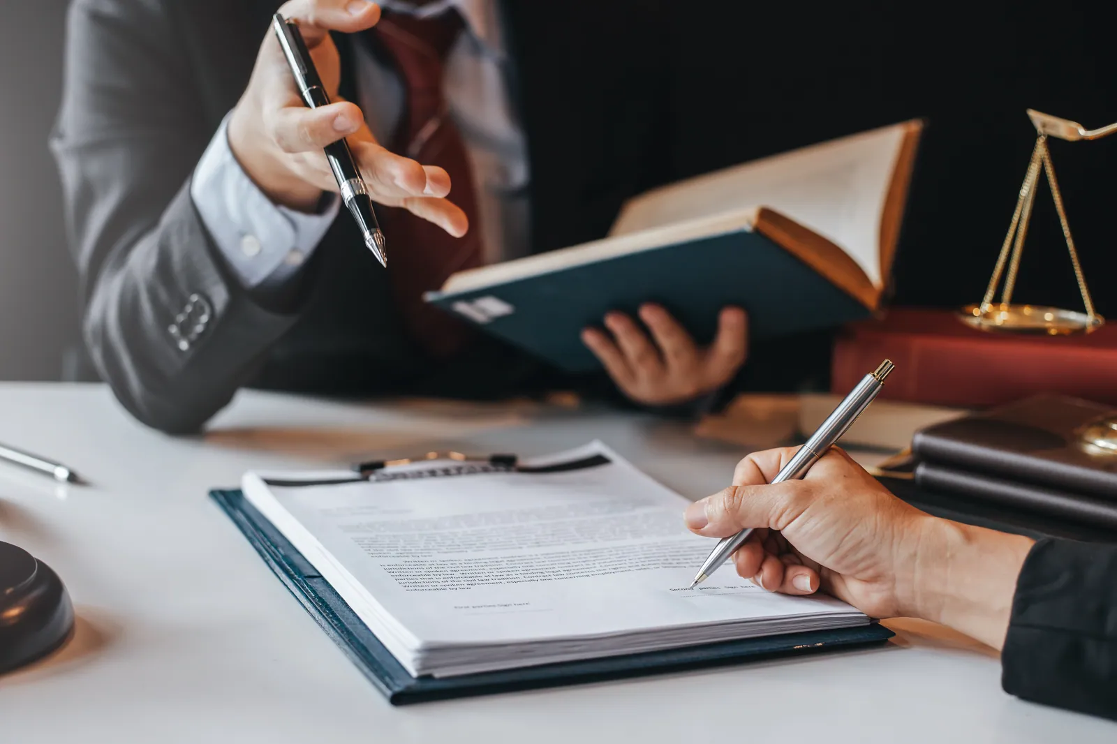 How Much Does a Chinese Lawyer Cost? Understanding the Fees to Hire an English-S
