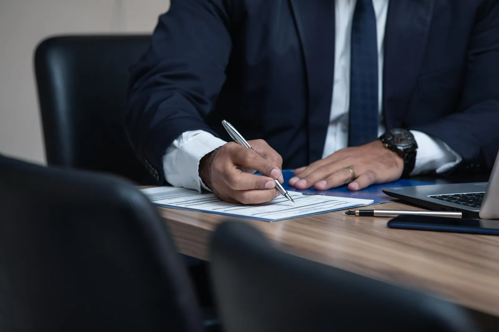 Atty. Larry Assists U.S. Client in Shenzhen Company Due Diligence & NNN Agreemen