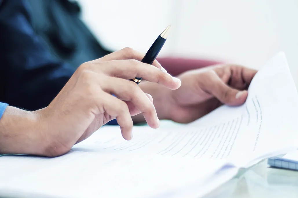 Larry Zhou Assisted a Dutch company in signing a design contract with a Chinese 